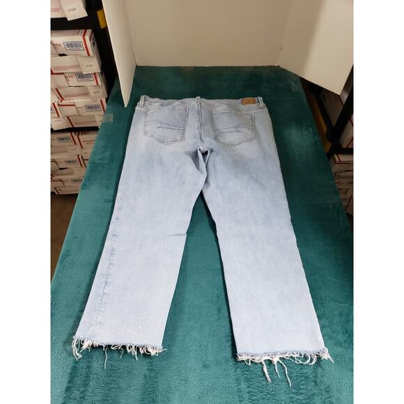 American Eagle Jeans Size 16 Womens Blue Stretch Fray Hem Mid Rise Artist Crop - Picture 12 of 14